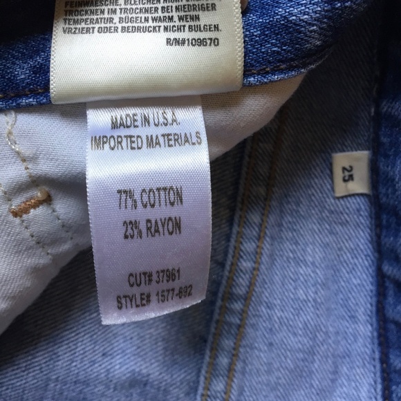 Citizens of Humanity Liya High Rise Jeans in Torn - Picture 7 of 7